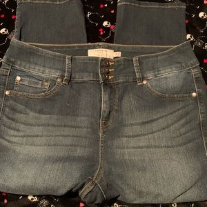 Torrid Jegging Crop